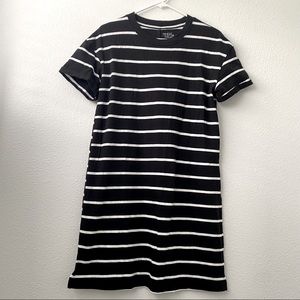 128. Time and Tru Black & White Stripe Crewneck Shirtdress